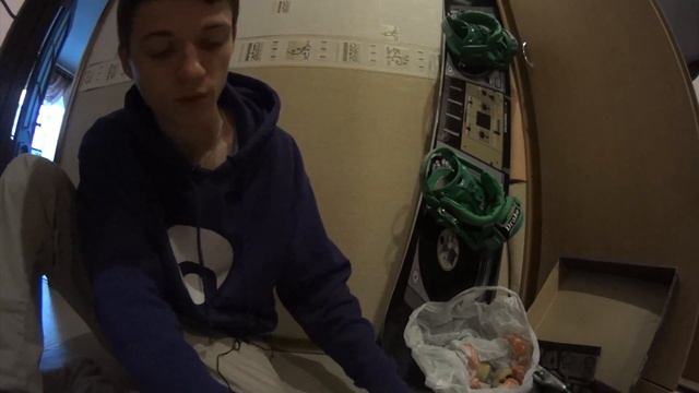 Лайфхак скейтбордиста №4.Забился кингпин на подвеске,не можете снять гайку?Это еще не приговор! смотреть онлайн