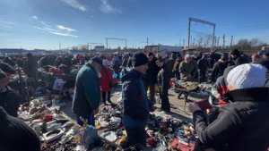 ДЕНЬГИ из МУСОРА на поле чудес или БАРАХОЛКА Минска. Витёк мусорщик