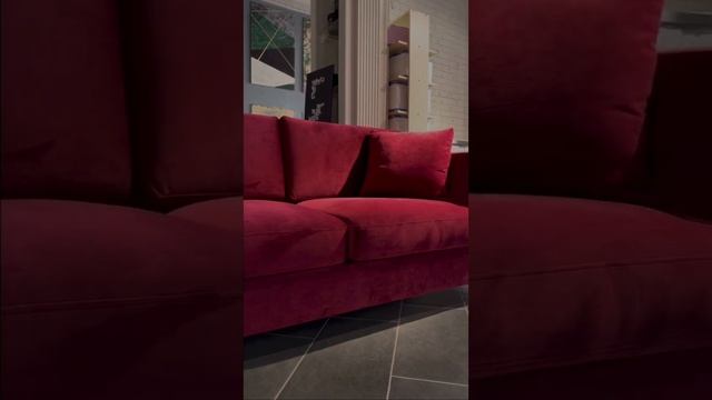 Диван для гостиной #дизайнерскаямебель #мягкаямебель #диванназаказ #идеидлядизайна #кроватьназаказ смотреть онлайн