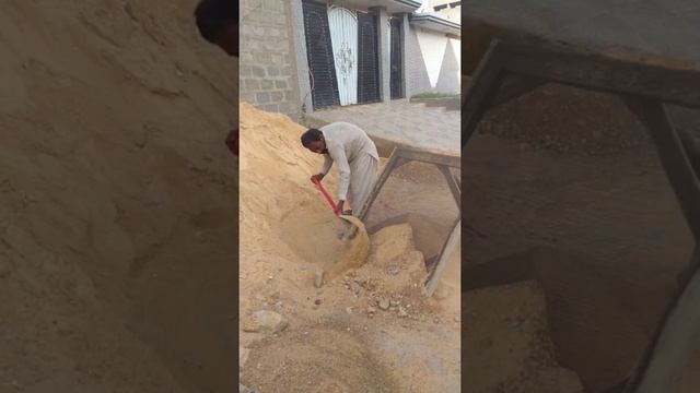 Sand for wall plaster