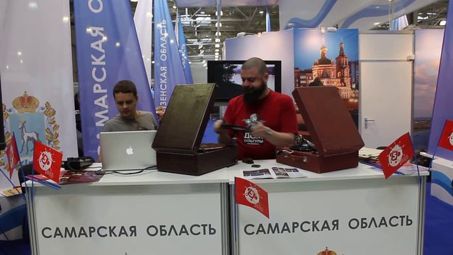 Patefon set от Виктора Пузо  Интурмаркет 2012