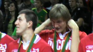 Сборная России по баскетболу с бронзовыми медалями