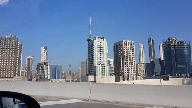 1 Minute of Dubai Sheikh Zayed and Al Khail Road смотреть онлайн