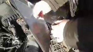 шкода актавиа А5 (а2)  замена лампы накаливания ближнего света  фар на
