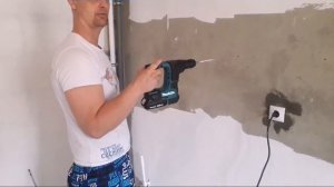 сравнение перфоратора Bosch GBH 2-28 и Makita DHR171