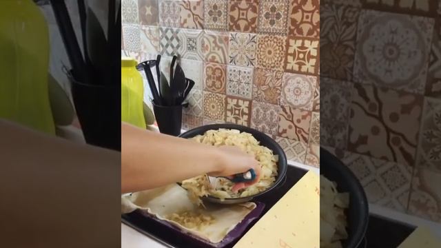 Пирог с капустой, который любят мужчины смотреть онлайн