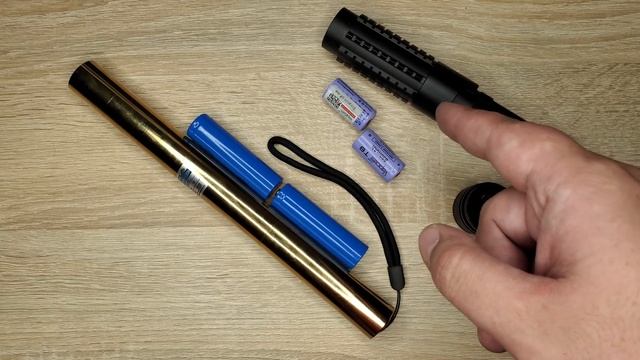 Мощный лазер (лазерные указки) с AliExpress, поджигает мощным светом предметы, достанет до ЛУНЫ ? смотреть онлайн