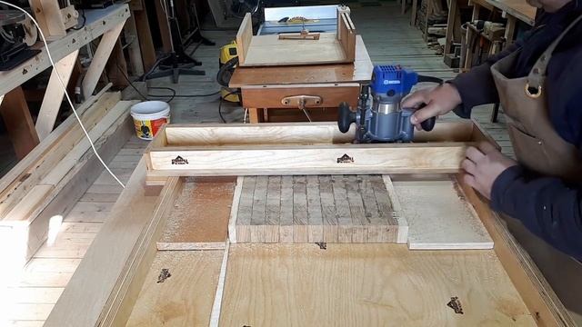 Рейсмус из фрезера. Простая каретка для выравнивания торцевых досок, слэбов, торцевых спилов. смотреть онлайн