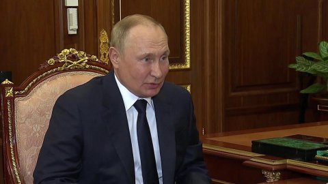 Владимир Путин принял в Кремле главу Федерального агентства по делам национальностей Игоря Баринова