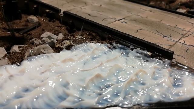 Полимерный клей как альтернатива герметика по имитации воды на диораме. смотреть онлайн