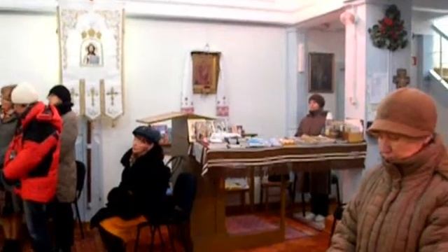 Кошалин-2013 о. Михаил Ходанов на службе в церкви смотреть онлайн