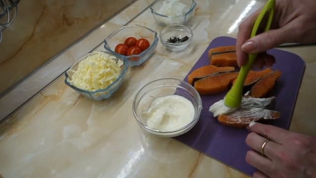 ?Форель в конверте для запекания «Lekue», в микроволновке ( Trout in a baking envelope " Lekue») смотреть онлайн