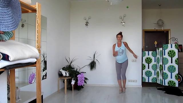 Женское соло бачата. Видео 3.2. смотреть онлайн