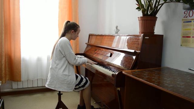 Данильченко Вероника, 13 лет, ДМШ 1 г Кропоткин, М Понсе Интермеццо смотреть онлайн