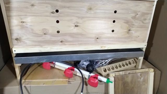 Обзор/Купить брудер для 60 суточных перепелок Коренной№3 интернет магазин - Большой фермер смотреть онлайн