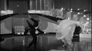 Танцуют Fred Astaire и Ginger Rogers