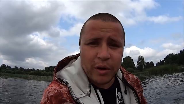 Рыбалка на крупного карася \ Дыра в лодке \ Флюс у Славика смотреть онлайн