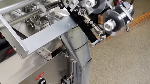 Автомат розлива жидкостей в пакеты SV-500