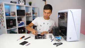 БЮДЖЕТНАЯ СБОРКА ПК за 15000 Рублей !!!