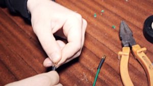 Подвесной разъем предохранителя в авто своими руками / Полезный DIY для каждого водителя