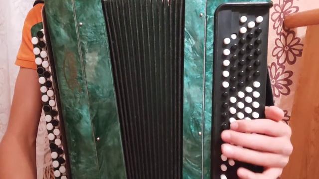 "Путь баяниста" Арпеджио До мажор. Урок #4 смотреть онлайн