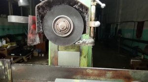 Шлифовка ГБЦ и Блока цилиндров двигателя Тойота на плоскошлифовальном станке 3Г71М.