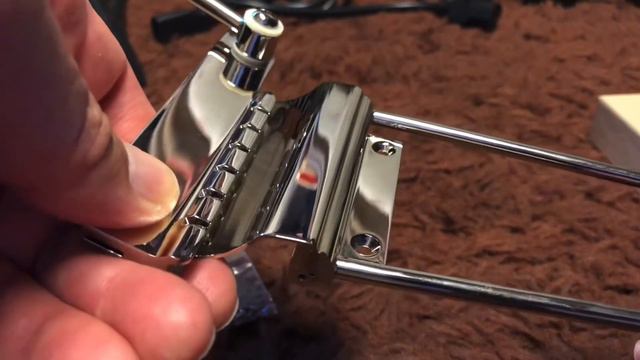 Crazy Parts Gibson Lyre Maestro Vibrola (Watch this video before you buy!) смотреть онлайн