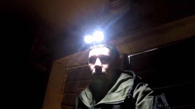 Крым заброшенный бокс. Запустил компрессор и вытяжку - Заброшенный мир!
