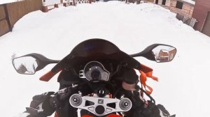 Зимой на мотоцикле - типичный байкер января.mp4