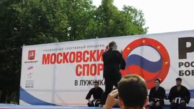 2010.Контэн.Показательное выступление смотреть онлайн