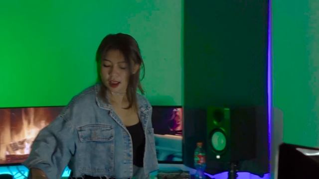 MALAM BANTU AKU X SE DIMANA - PIAW ( DISKOTANAH ) смотреть онлайн