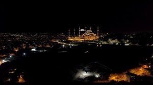 Ночной Стамбул. Район мечети Чамлыджа. 4K