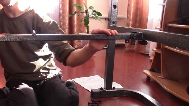 Обзор и сборка Скамья силовая для жима штанги BW 400 смотреть онлайн