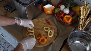 Как правильно готовить луковые кольца