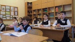 Занятие в воскресной школе. Урок - Закон Божий