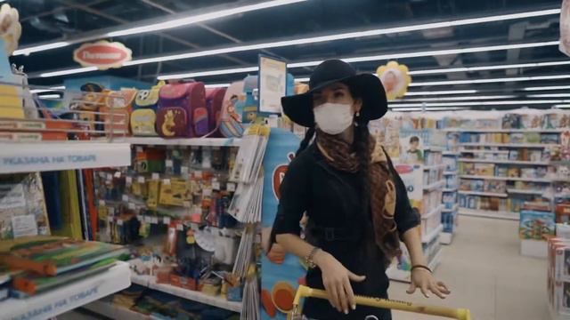 Помощь в дом малютки смотреть онлайн