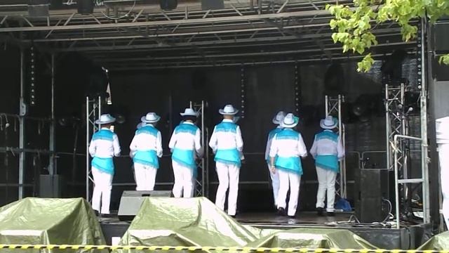 Финские бабушки танцуют. Kouvola смотреть онлайн