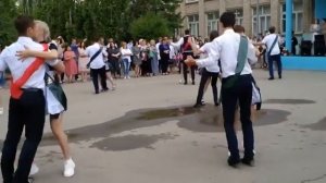 Вальс 11 класс. Последний звонок 2019