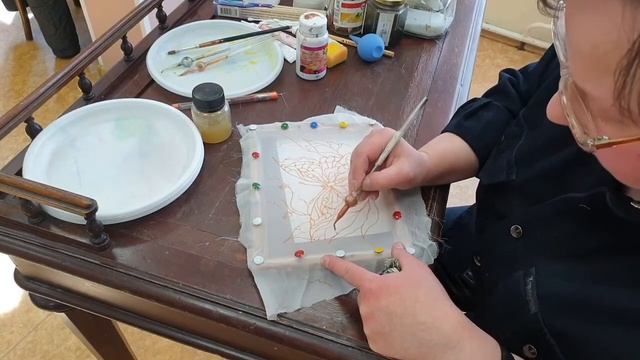 Мастер-класс "роспись шелка" ?