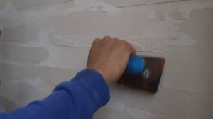Нанесение декоративной штукатурки Pratta Roccia. Камень сланец
