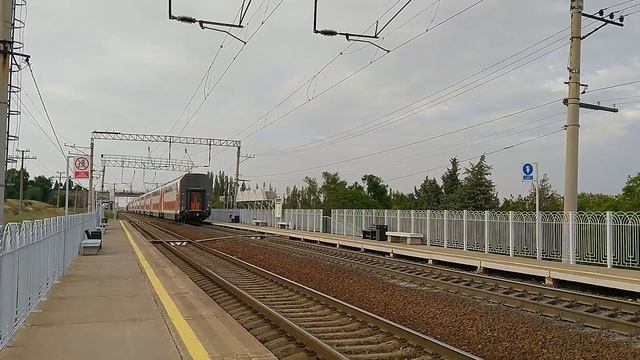 ЭП1- 344 с Двухэтажным пассажирским поездом 358Э Имеретинский курорт (Олимпийский парк) — Самара