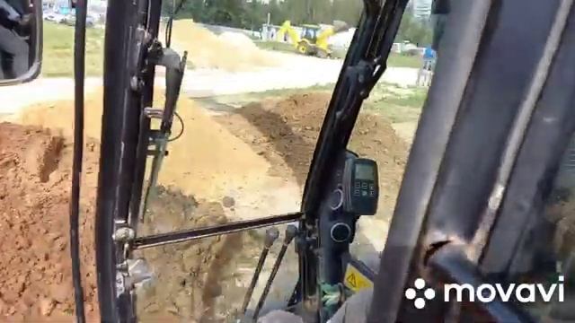 как выкопать траншею с экскаватором ?! смотреть онлайн
