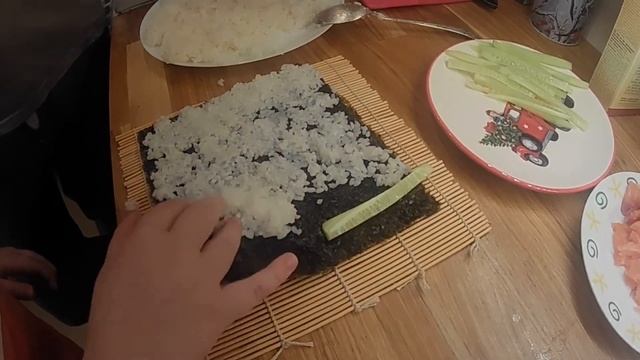 Готовим суши (роллы) дома смотреть онлайн