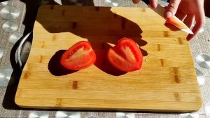Весенний витаминный салат с творожным сыром