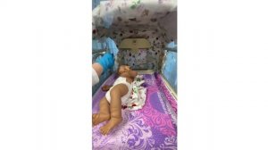 Зондовое кормление новорожденного