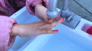 Хайди и Зидан - история для детей про вредные микробы