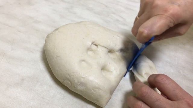 КАК ПРИГОТОВИТЬ БАГЕТ ? САМЫЙ ПРОСТОЙ ХЛЕБ ! смотреть онлайн