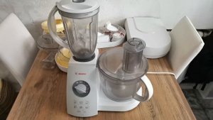Комбайн Bosch 1100w fd9008