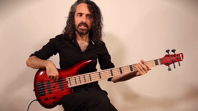 Groove en C#m pour basse 5 cordes - Bruno Tauzin - Bassiste Magazine смотреть онлайн