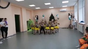 Танец "гонщики"